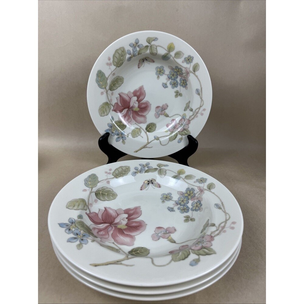 HTF Mikasa Shalimar L2878 Fine China Soup Bowl 8 1/2” Set Of‎ 4 Discontinued